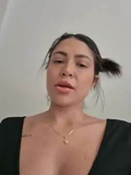 Ina_Jody_ XXX чат на живо