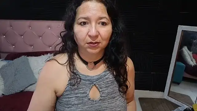 katifoxx XXX чат на живо