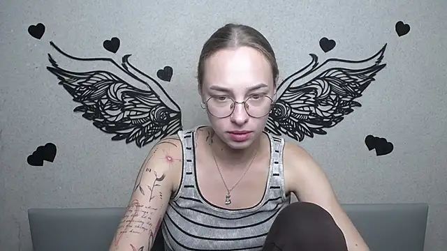 XXX chat uživo modela SteshaGlass