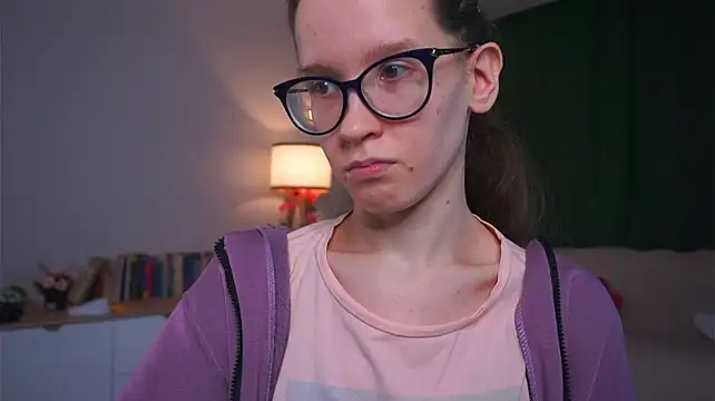 BettyBrowni élő XXX-chatje