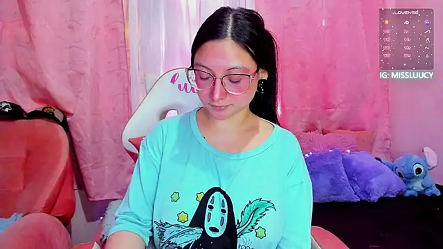 lucy_neil's Live XXX Chat