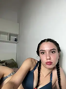 KaylaRosa Adlı Modelin Canlı XXX Sohbeti