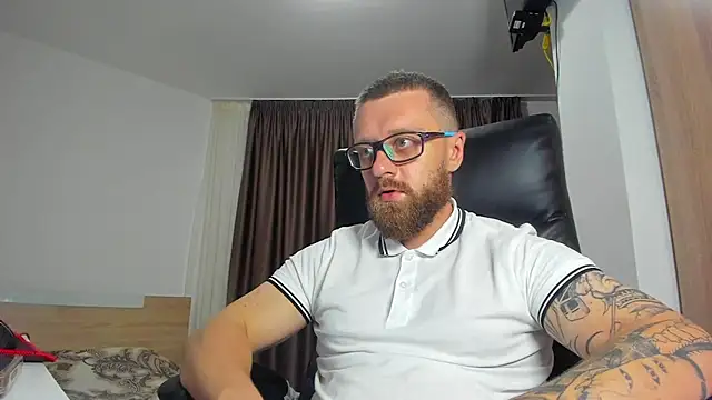 Findom_guy – Naživo XXX chat