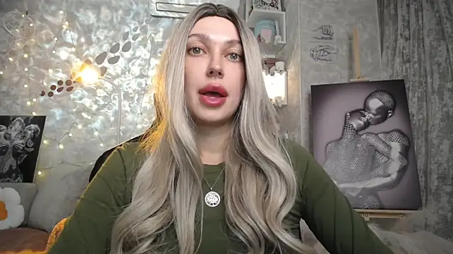 NickyAdamidi XXX чат на живо