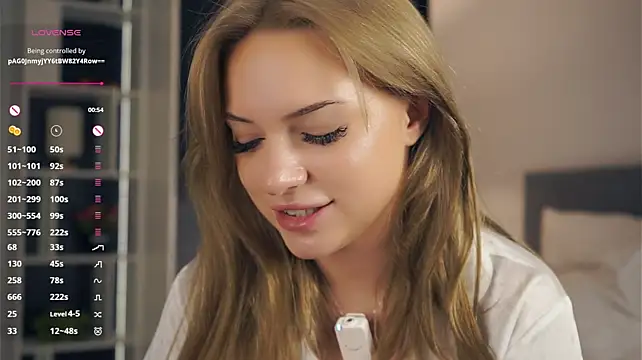 KateDolphin Adlı Modelin Canlı XXX Sohbeti