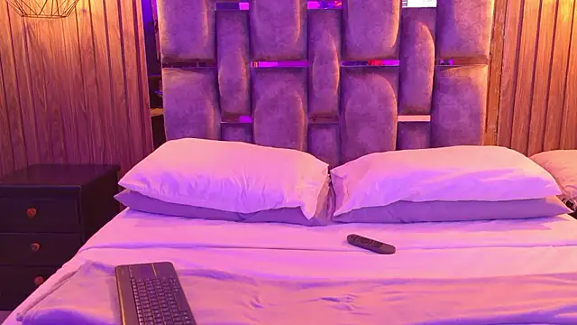 Dean_aimee live XXX chat