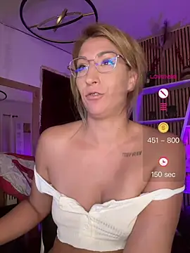 Chat +18 de sofiah_ ao vivo