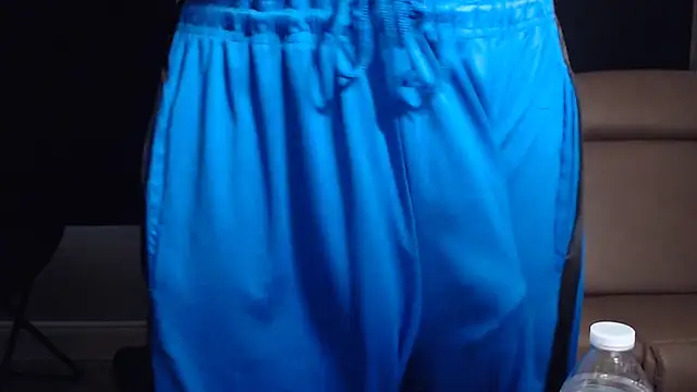 ThickD2C: απευθείας συνομιλία ΧΧΧ
