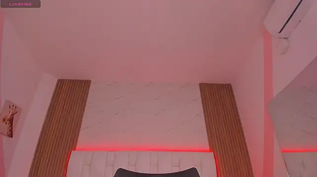 Chat +18 de brittany_pearl ao vivo