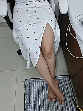 sushmita0 XXX чат на живо