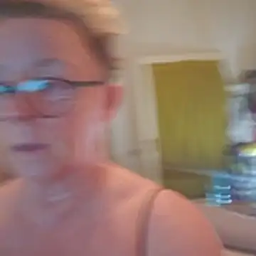 Reife_Katy Live XXX-Chat