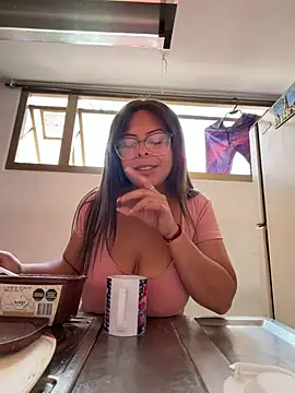 MiaCollinssx Live XXX-chat