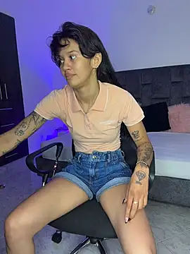 AmberMuse_ XXX чат на живо
