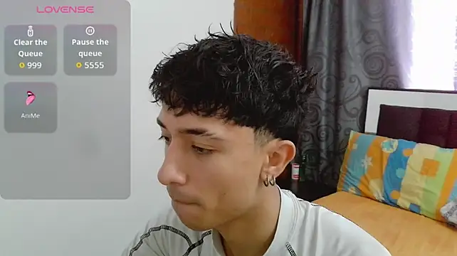Mr__Aaronn Live XXX-Chat