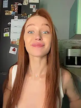 LittleFox___ XXX чат на живо