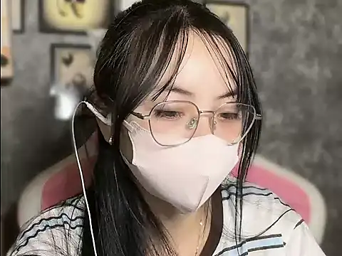 Mio886 XXX чат на живо