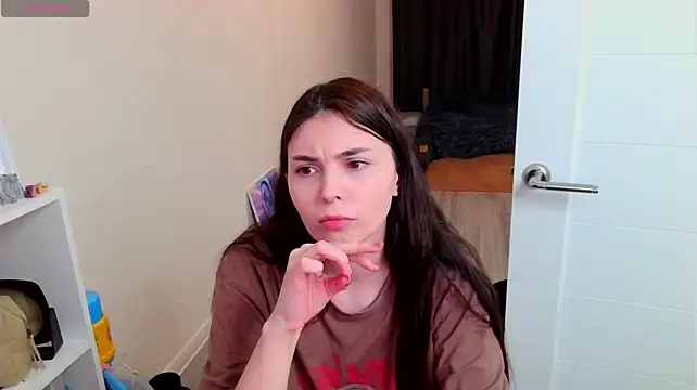 peachyness XXX чат на живо