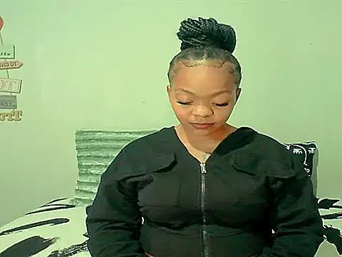 ebonyshy123 Live XXX Chat