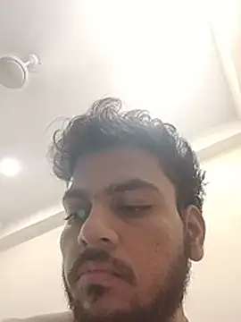 Realcumshown Live XXX chat