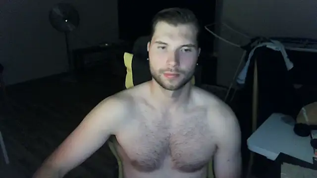 Ironman220 Live XXX-Chat