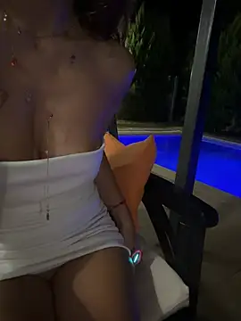-Ashi XXX чат на живо