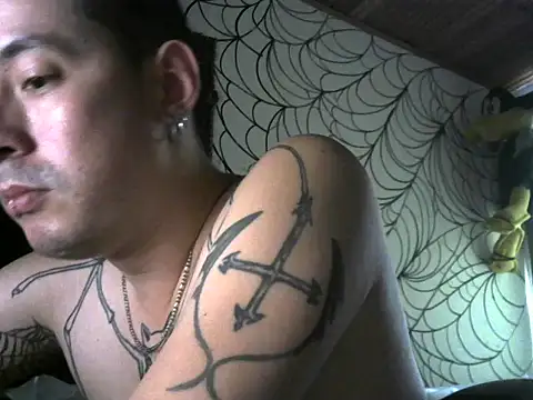 vampireathome's Live XXX Chat