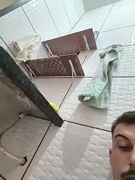 Pokazy przed kamerką – alemaonovin69