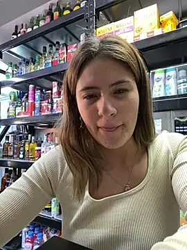 Andrea_19blonde XXX чат на живо