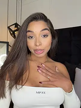 AnnyVega__ Chat XXX in diretta