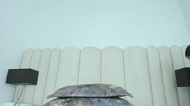 manuela03_ Chat XXX in diretta