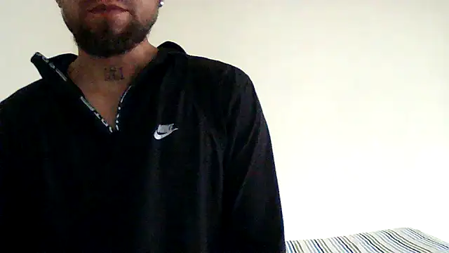 XXX chat uživo modela thomas2wood