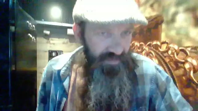 sit-on-my-beard XXX чат на живо