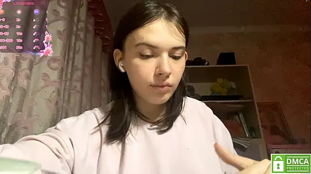 CeyaLier Chat XXX live