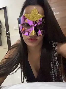 צ'אט XXX בשידור חי של Priyanka011
