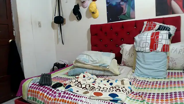 dirtycouplehot2's Live XXX Chat