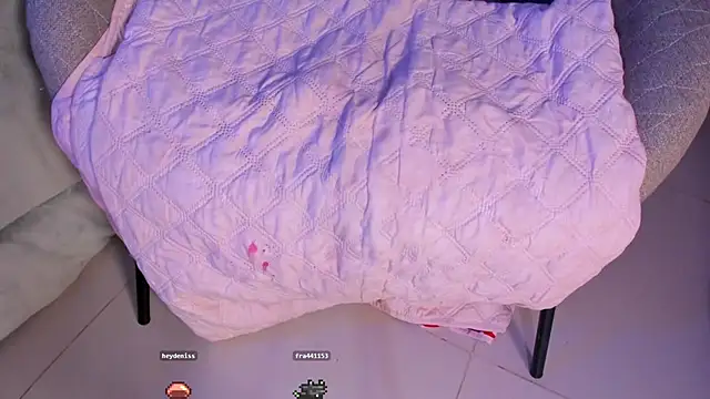 XXX chat uživo modela angel_mozz
