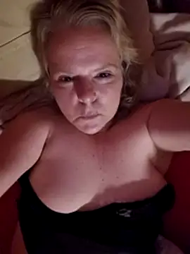 Baby7625 – Naživo XXX chat