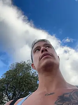 Chat +18 de DOMINICKVEGAS77 ao vivo