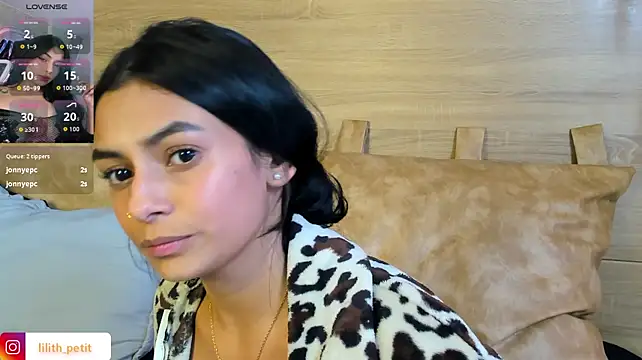 Chatroom XXX en direct de lilith_petit_
