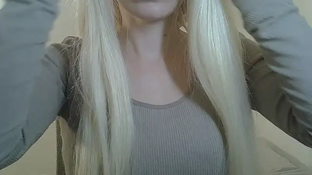ViraVrema's Live XXX Chat