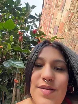 Emily_Gomezz XXX чат на живо
