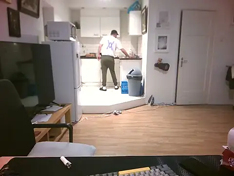 XXX chat uživo modela mihaimichael