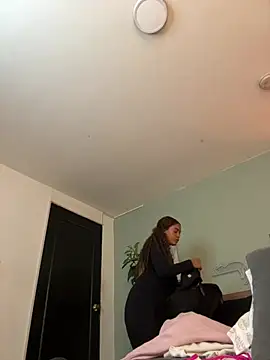 YariRose Live XXX-Chat