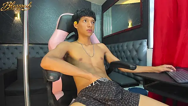 im_Ralff26 Chat XXX live
