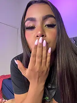 Aliceroys__'s Live XXX Chat