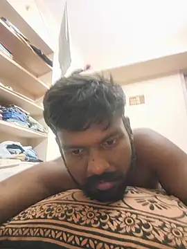 Vijayanbigc XXX чат на живо