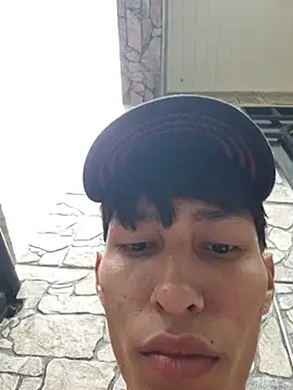 daniel_X18X XXX чат на живо