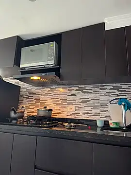 violeta365 Adlı Modelin Canlı XXX Sohbeti