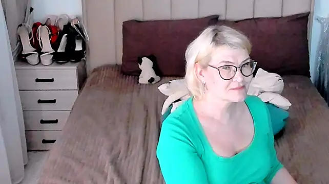 sabrinamacmarren XXX чат на живо