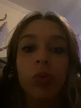 Chat XXX en directo de BlueStoneX
